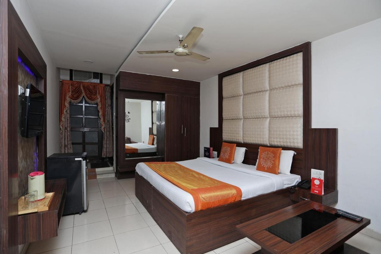 The Gagan Plaza Hotel Kanpur Exteriör bild