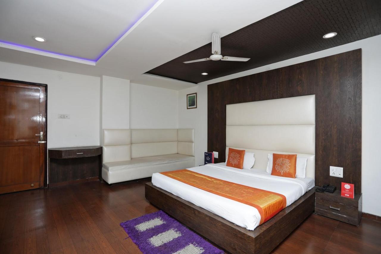 The Gagan Plaza Hotel Kanpur Exteriör bild